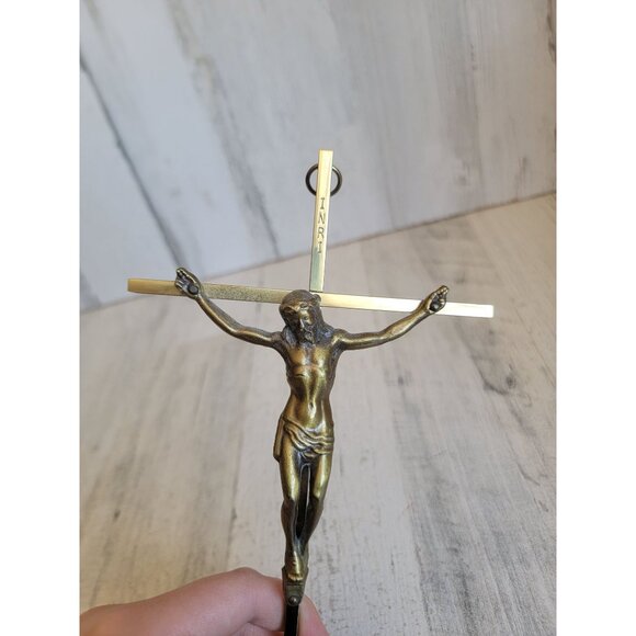INRI brass metal cross crucifix Jesus Christ Nativity home decor religious - Picture 7 of 7